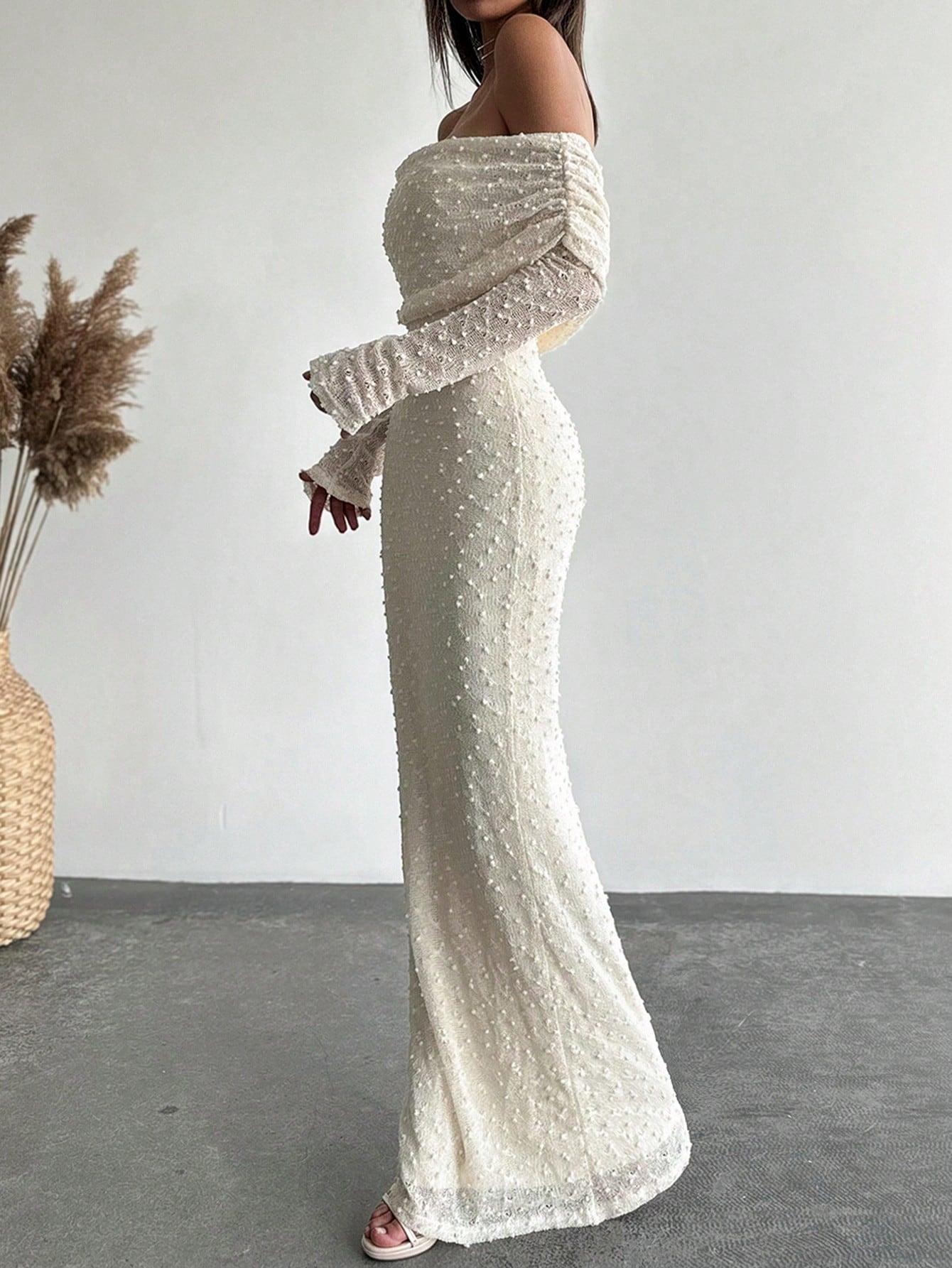 1pc Women's Off - Shoulder Long Sleeve Tight - Fitted Short Length Textured Fabric Dress, Romantic For Date Night & Vacation, Karaoke - Negative Apparel