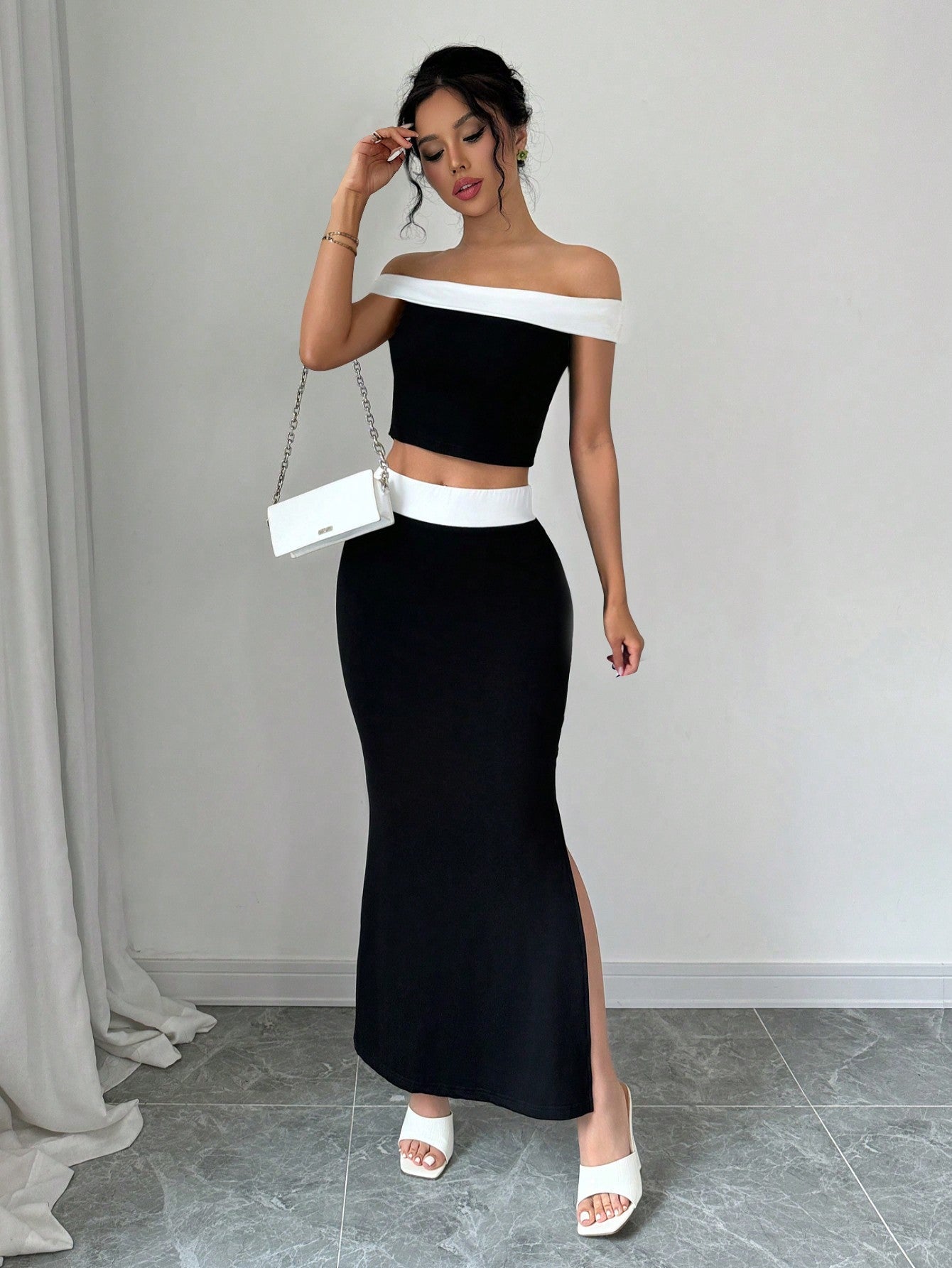 2pcs/Set Black And White Contrast Color Knit Elastic Top And Skirt Set, Off - Shoulder Top + Mini Skirt - Negative Apparel