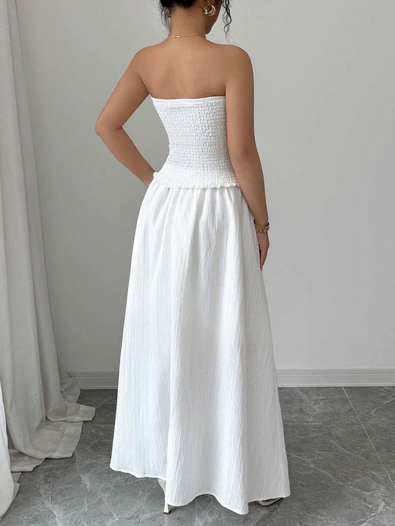 2pcs/Set Women Sleeveless Crop Top And Mid - Length Skirt, White - Negative Apparel