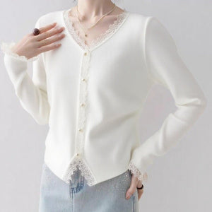 Andy velvet new lace splicing V - neck sweater knitted sweater pearl buckle age - reducing design women's foreign style top - Negative Apparel