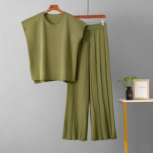 Casual suit women's summer new solid color sleeveless vest knitted sweater wide - leg pants large size ice silk suit - Negative Apparel