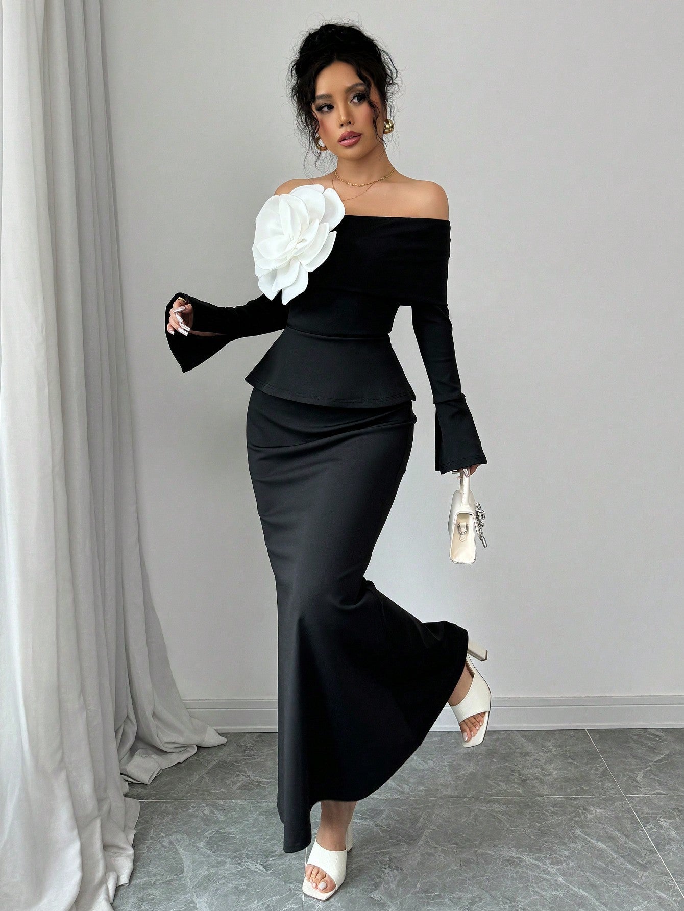 Elegant 2pcs/Set Women Casual Off Shoulder Floral Flared Sleeve Top And Long A - Line Skirt - Negative Apparel