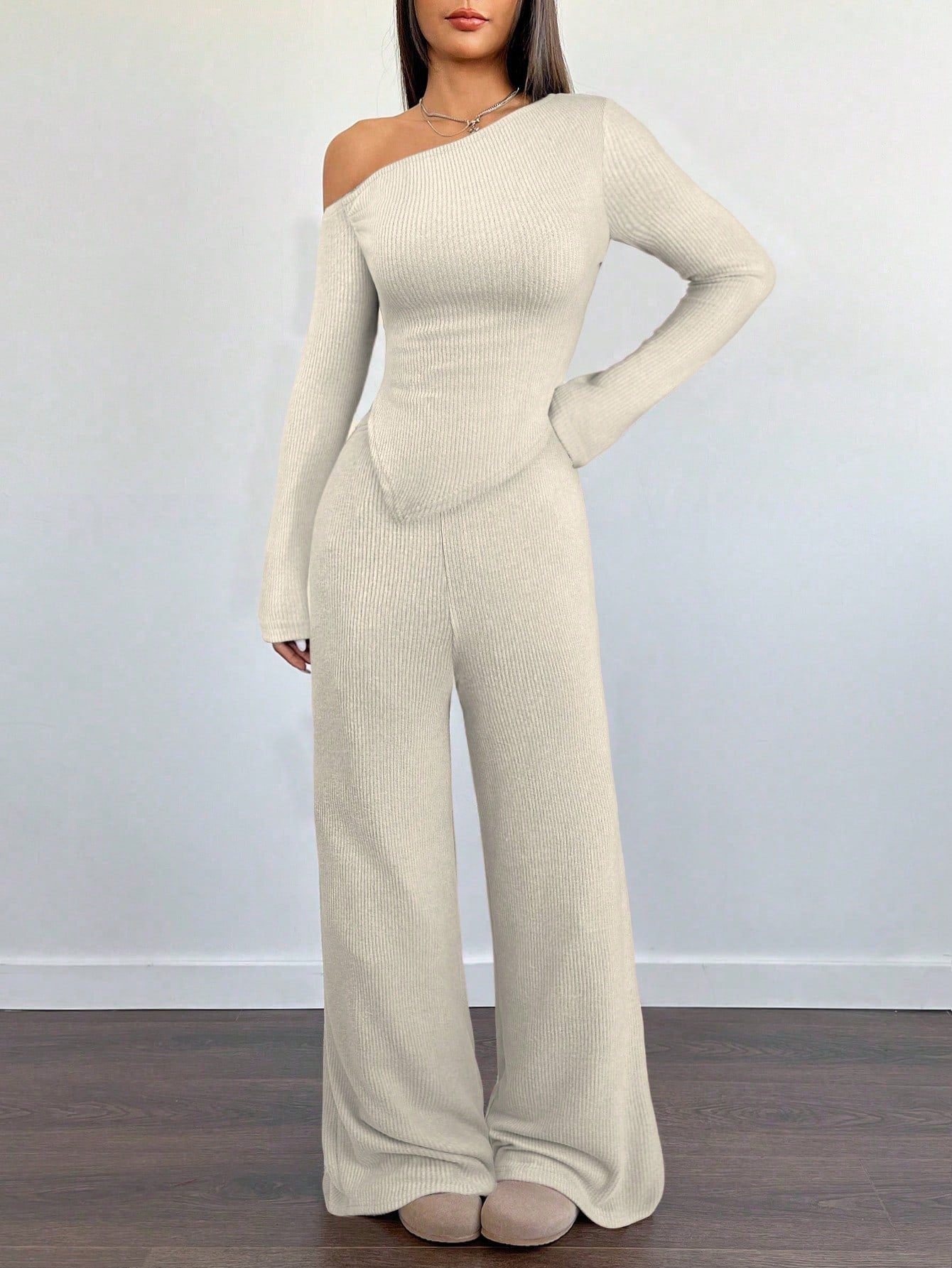 MOOSTA 2pcs/Set Women Plush Asymmetrical Asymmetrical Neck T-Shirt & Wide - Leg Pants Casual - Negative Apparel