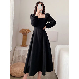New Year long - sleeved dress temperament square collar knee - length Hepburn style little black dress - Negative Apparel