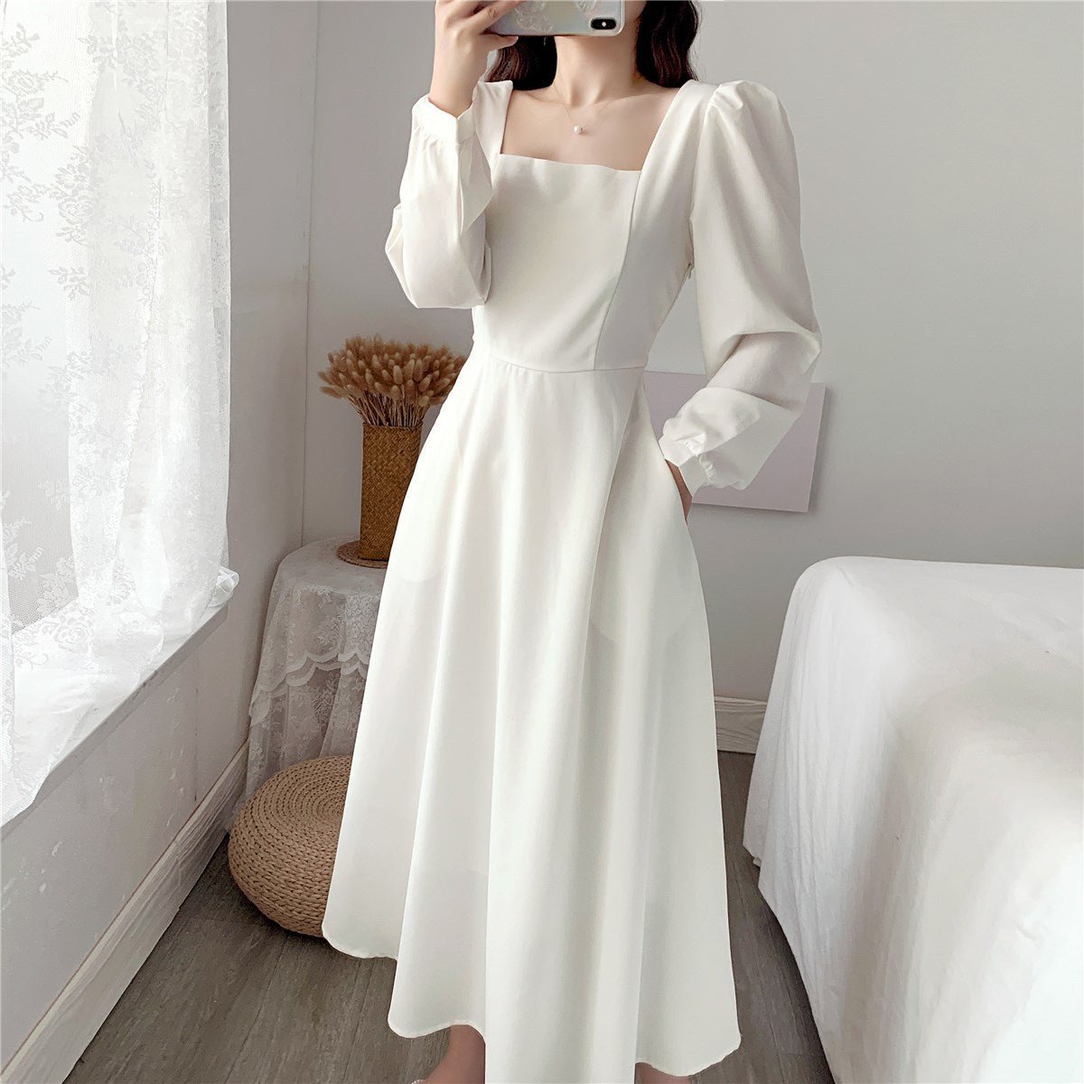 New Year long - sleeved dress temperament square collar knee - length Hepburn style little black dress - Negative Apparel