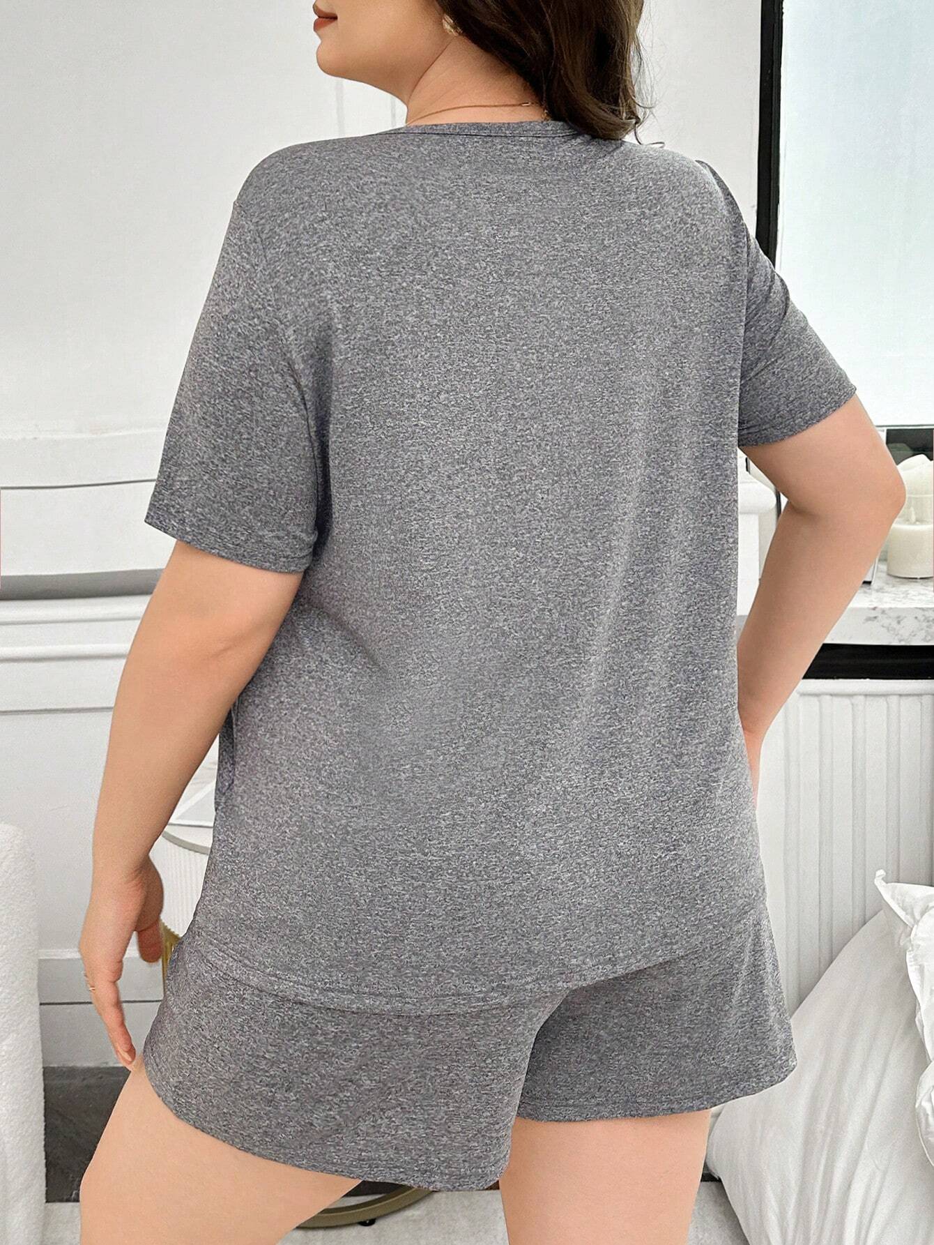 Plus Size Women Heart Print Crew Neck Short Sleeve T-Shirt And Shorts Pajama Set, Outfits - Negative Apparel