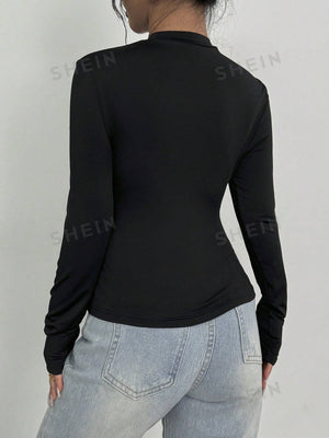 Privé Women's Elegant Vintage Style Floral 3D Print Long Sleeve Slim Fit T-Shirt - Negative Apparel