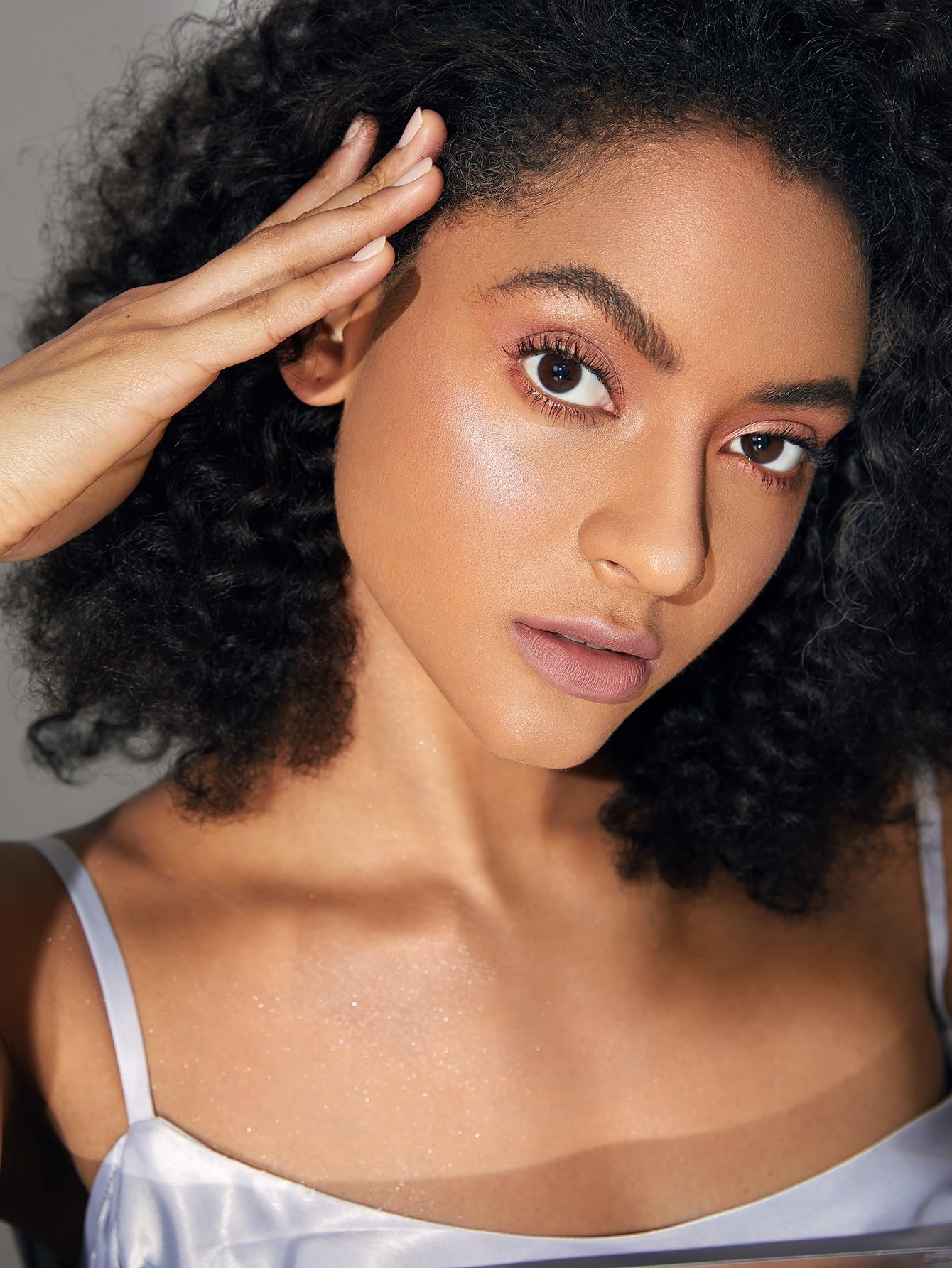 SHEGLAM Cosmic Crystal Mousse Highlighter - Highlighter Powder Shimmer Long Wear Brightening Non-Caking Pink Glow Highlighter - Negative Apparel