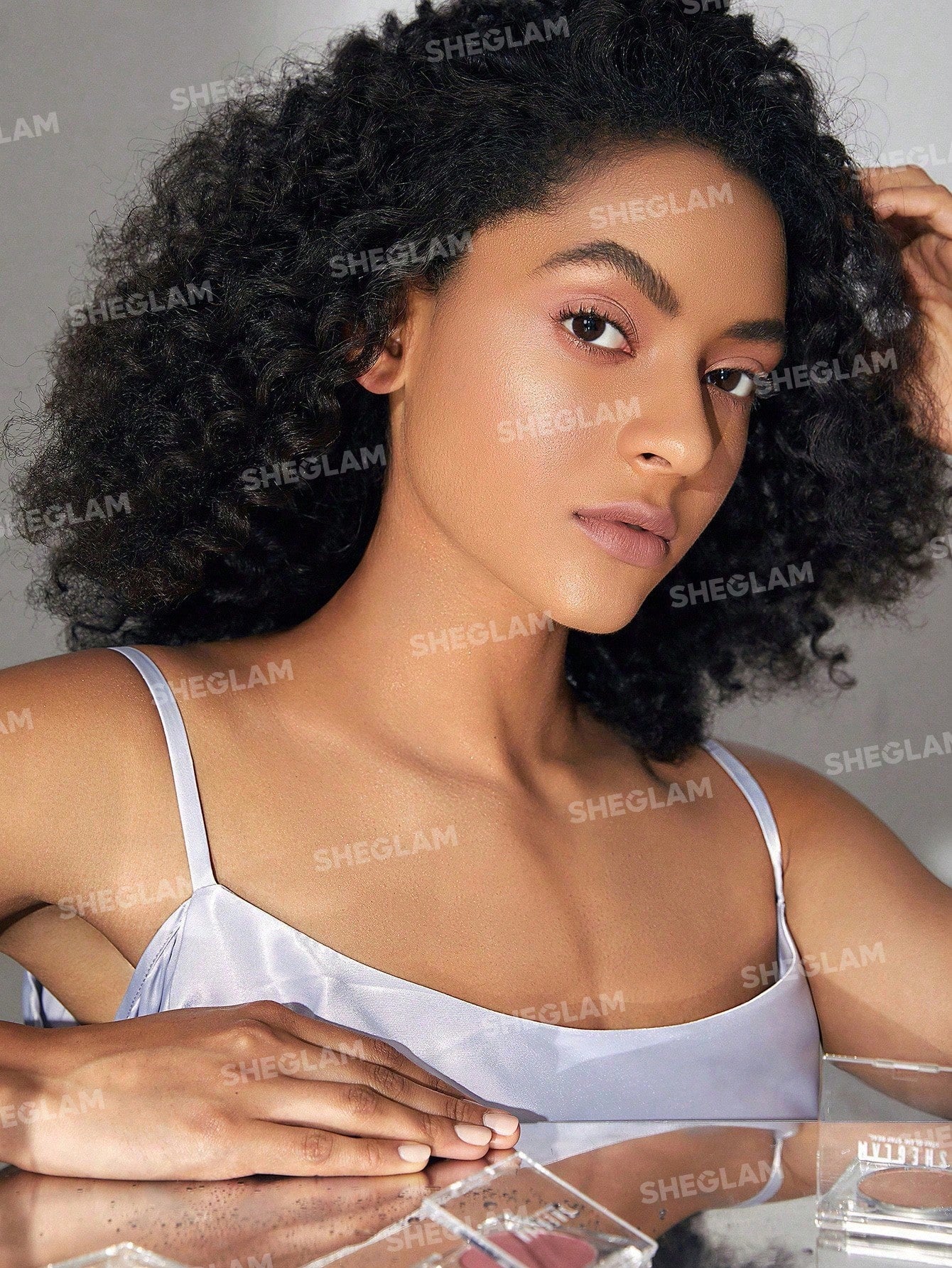 SHEGLAM Cosmic Crystal Mousse Highlighter - Powder Highlighter Shimmer Long Wear Brightening Non-Caking Glow Highlighter Black Friday Winter Gifts Highlighter - Negative Apparel