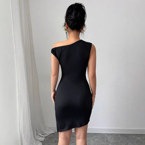 Sleeveless diagonal neck split pleated tight dress - Negative Apparel