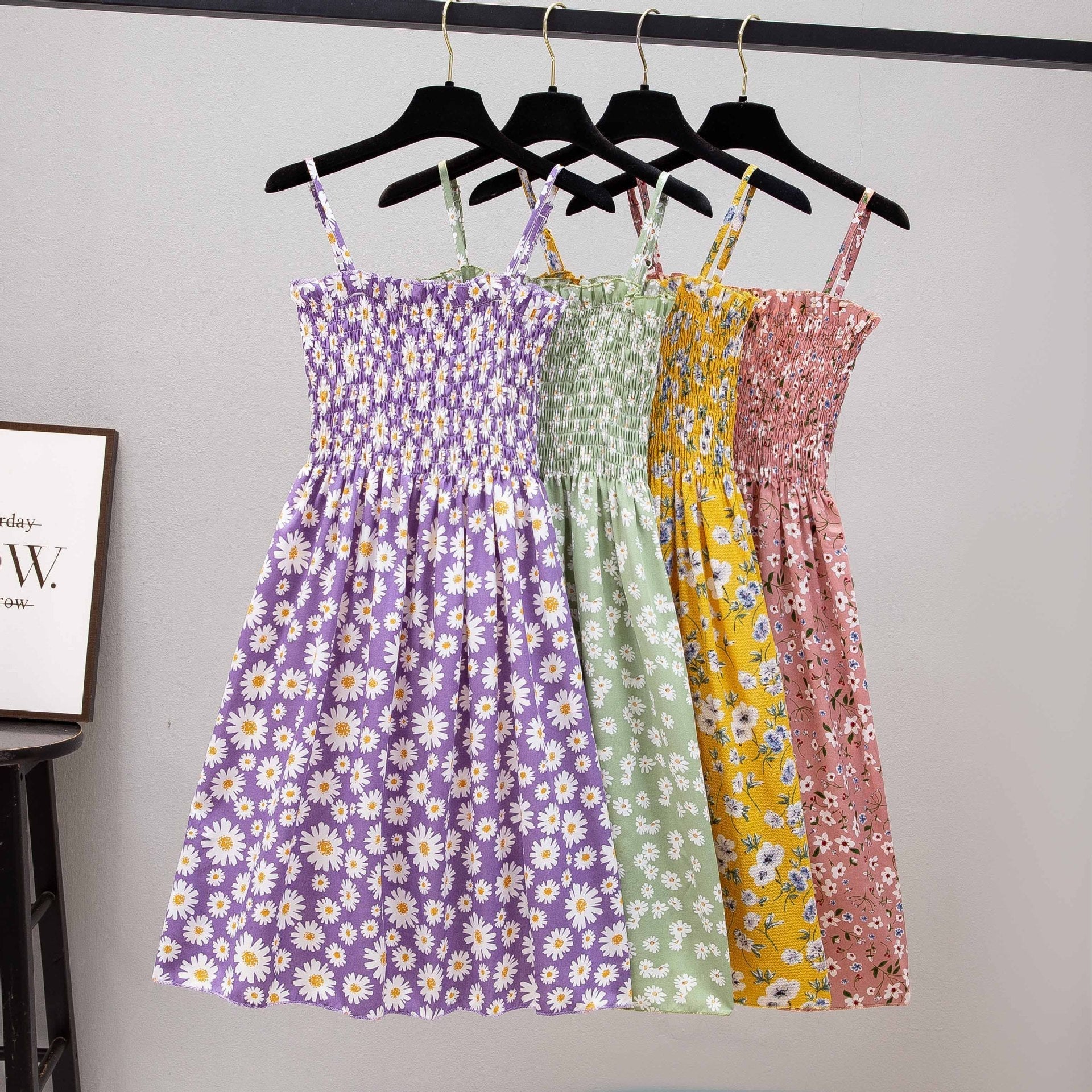 Suspender floral dress women's new French chiffon design sense short print dress - Negative Apparel