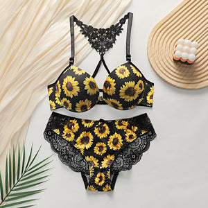 The Daisy Snatched | Front - Closure Push - Up Embroidery Set - Negative Apparel