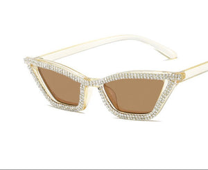 Triangular cat - eye diamond sunglasses – UV400 Full Frame Fashion Shades - Negative Apparel