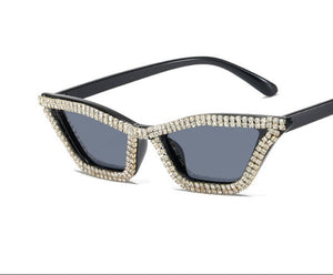 Triangular cat - eye diamond sunglasses – UV400 Full Frame Fashion Shades - Negative Apparel