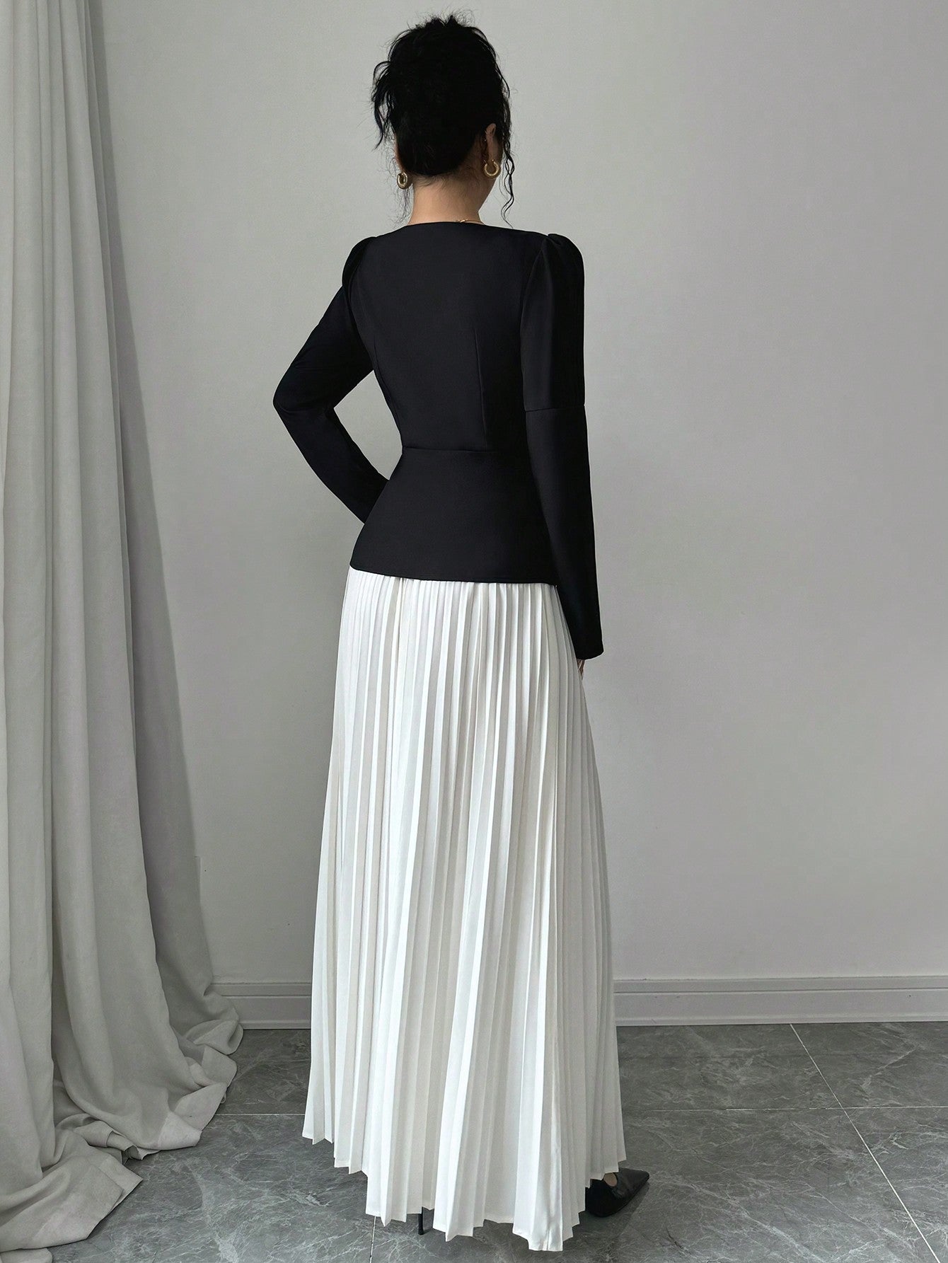 Women's Elegant Square Collar Puff Sleeve Blouse And Pleated A - Line Skirt 2 Piece Set, Black/White - Negative Apparel