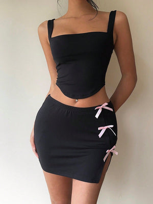 Women's Solid Black Sexy Retro Cute Top With Wide Collar & Short Hem, Paired With Ultra Low - Waist Fitted Mini Skirt With Bow Decoration & Slit, Autumn/Winter New Arrival.Valentine Day,Two Piece Set Women,Valentines,Crop Tops And Mini Skirt,Black Skirt -