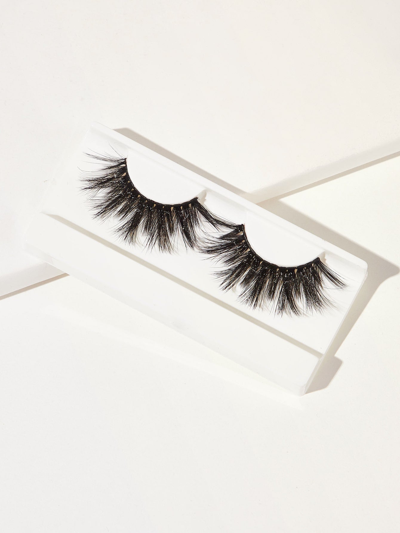 1pair Cat Eye Bushy Styles Eyelashes - Negative Apparel