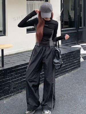 DAZY Letter Graphic Colorblock Tee - Negative Apparel