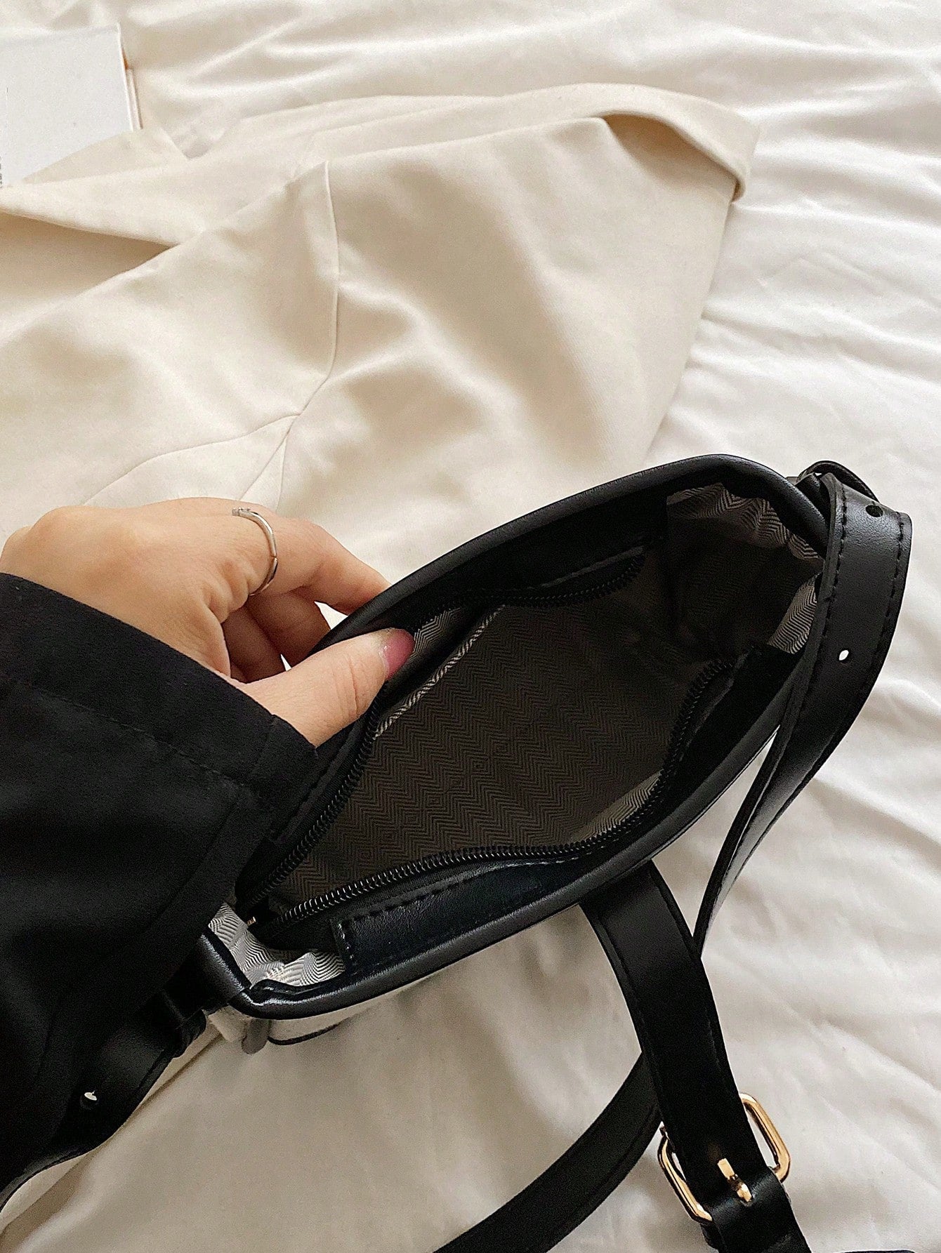 Fashionable Linen Cloth Color Blocking Elegant Shoulder Cross-body Bag - Negative Apparel