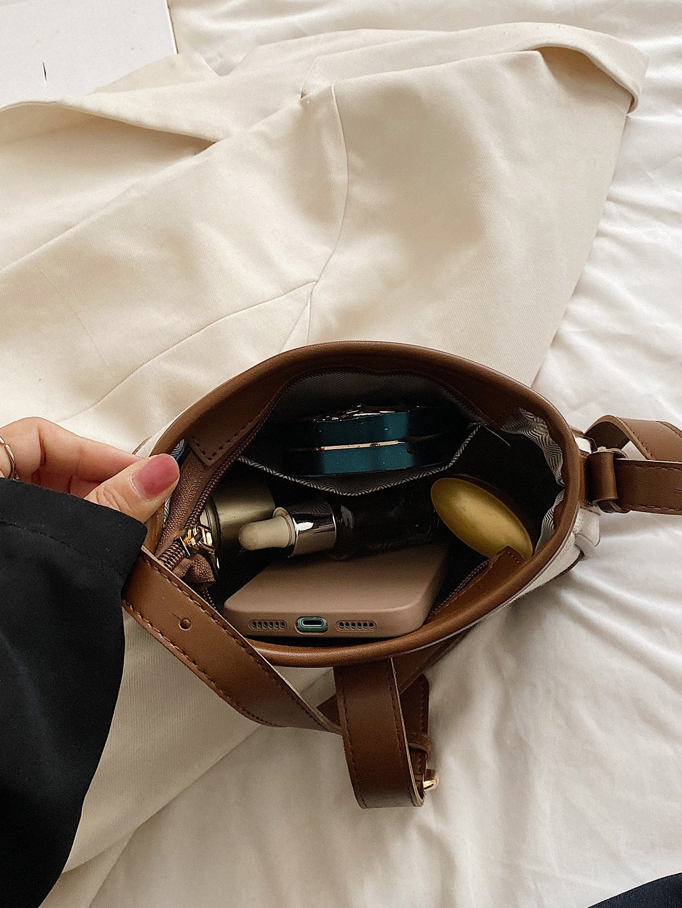Fashionable Linen Cloth Color Blocking Elegant Shoulder Cross-body Bag - Negative Apparel