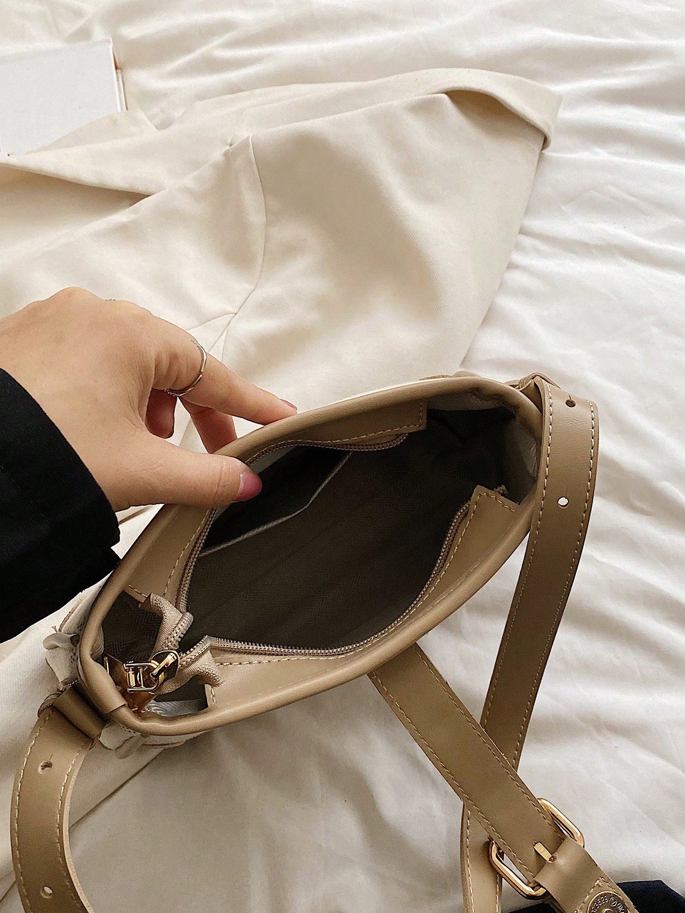 Fashionable Linen Cloth Color Blocking Elegant Shoulder Cross-body Bag - Negative Apparel