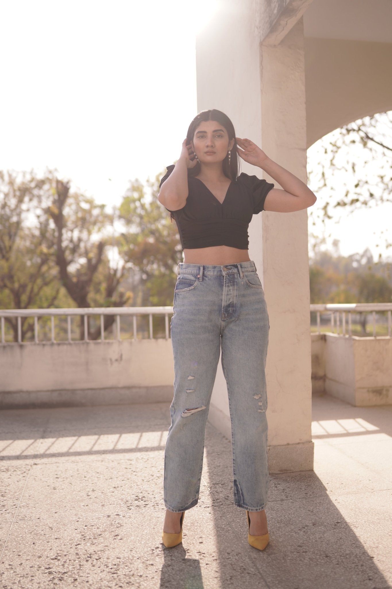 HIGH WAIST ROUGH HEM JEANS - Negative Apparel