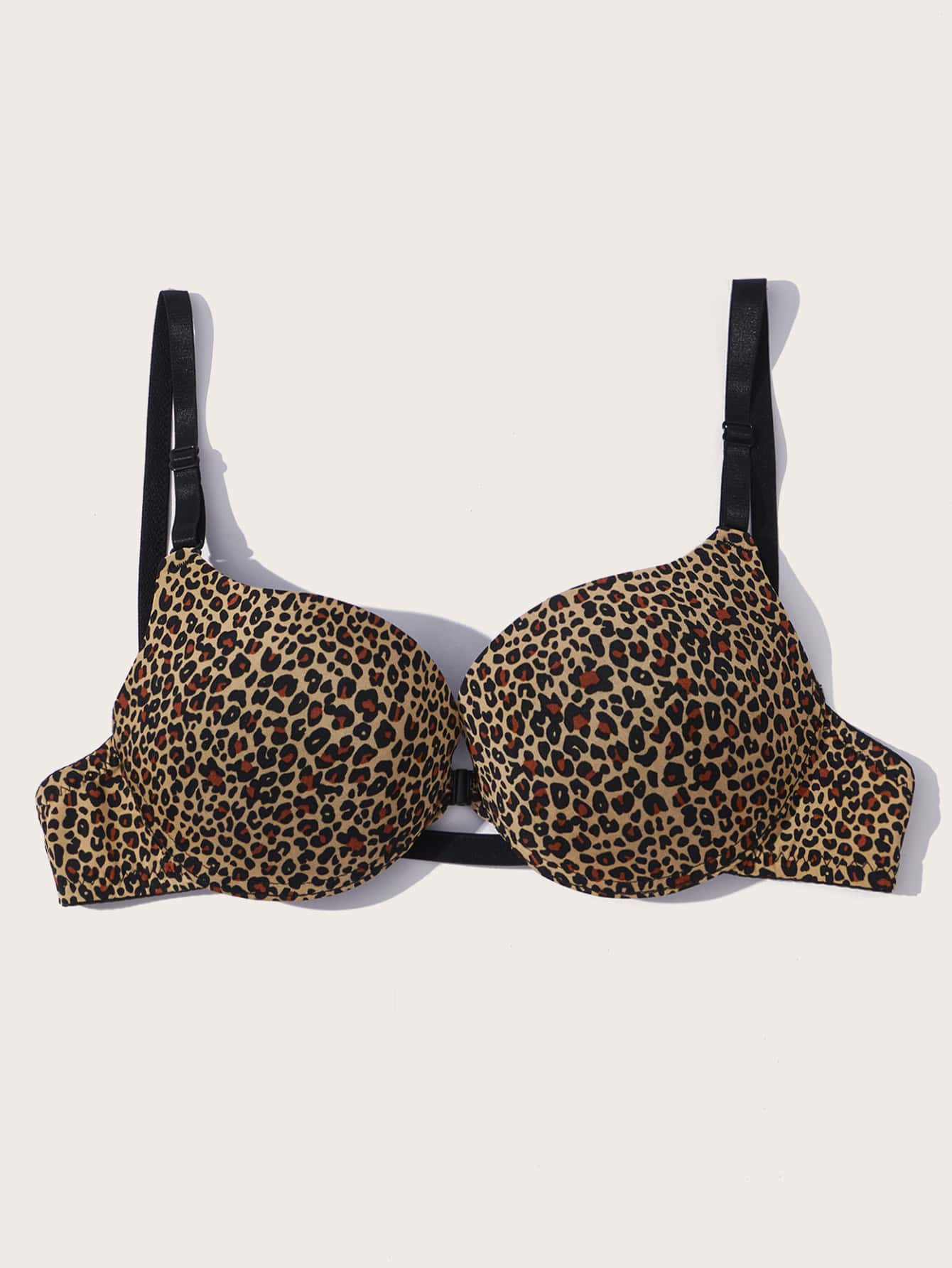 575 Bra Leopard Print Royalty-Free Images, Stock Photos & Pictures