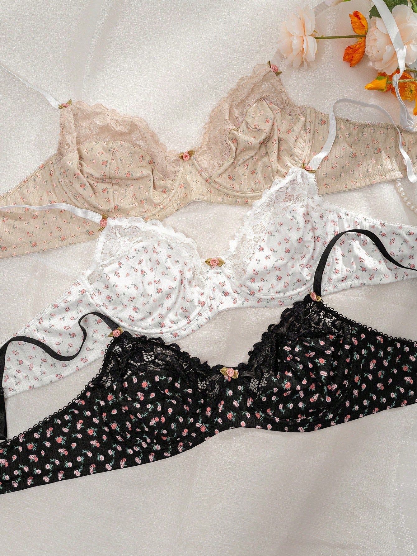 Plus 3pcs Ditsy Floral Print Contrast Lace Underwire Bra - Negative Apparel