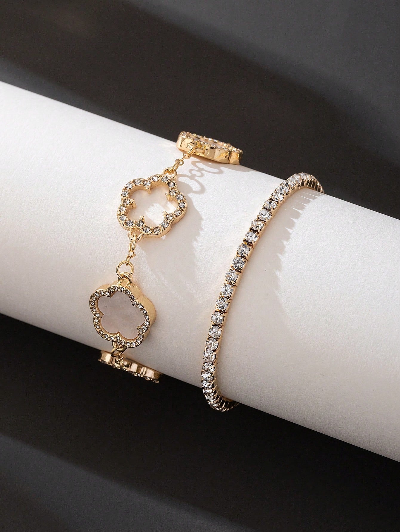 1pc Luxury Elegant Rhinestone Hollow Clover & Flower Charm Bracelet FD - Negative Apparel