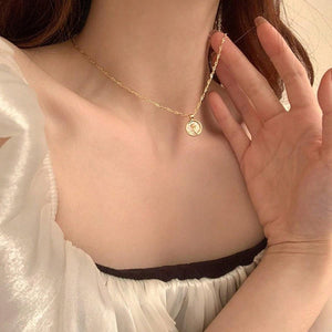 1pc Vintage White Rose Pendant Necklace, Minimalist Design Collarbone Chain With Metal Disc Pendant - Sweet And Unique - Negative Apparel