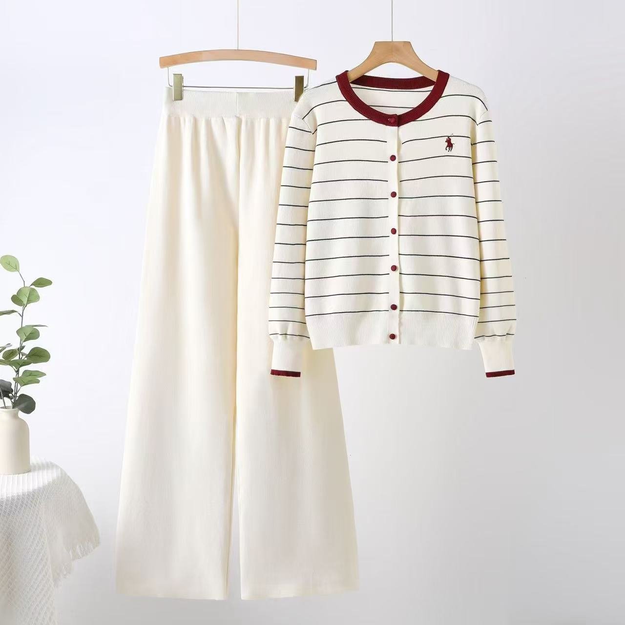 2025 Korean version of spring high - end temperament versatile foreign - style striped knitted top high - waisted casual pants two - piece set - Negative Apparel