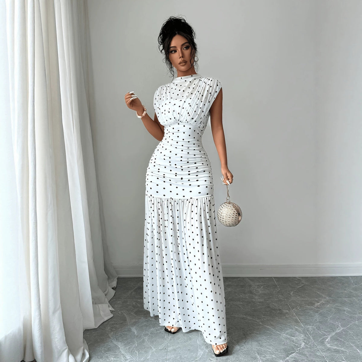 Polka Dot Pleated Sleeveless Maxi Dress