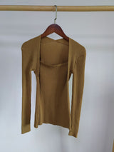 Autumn and winter bottoming shirt, slim fit, careful machine inside, clavicle square neck outside, top design sense, knitted sweater, women's wholesale