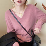 Spring and Autumn 2022 new V-neck bottoming shirt with knitted sweater inside women's loose design sense niche top high sense