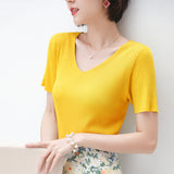 Short-sleeved t-shirt women's 2023 spring and summer new women's clothing half-sleeved slim-fitting V-neck knitted bottoming shirt short top