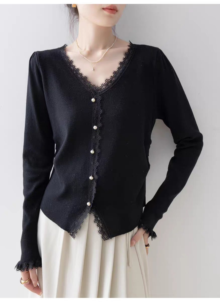 Andy velvet new lace splicing V - neck sweater knitted sweater pearl buckle age - reducing design women's foreign style top - Negative Apparel