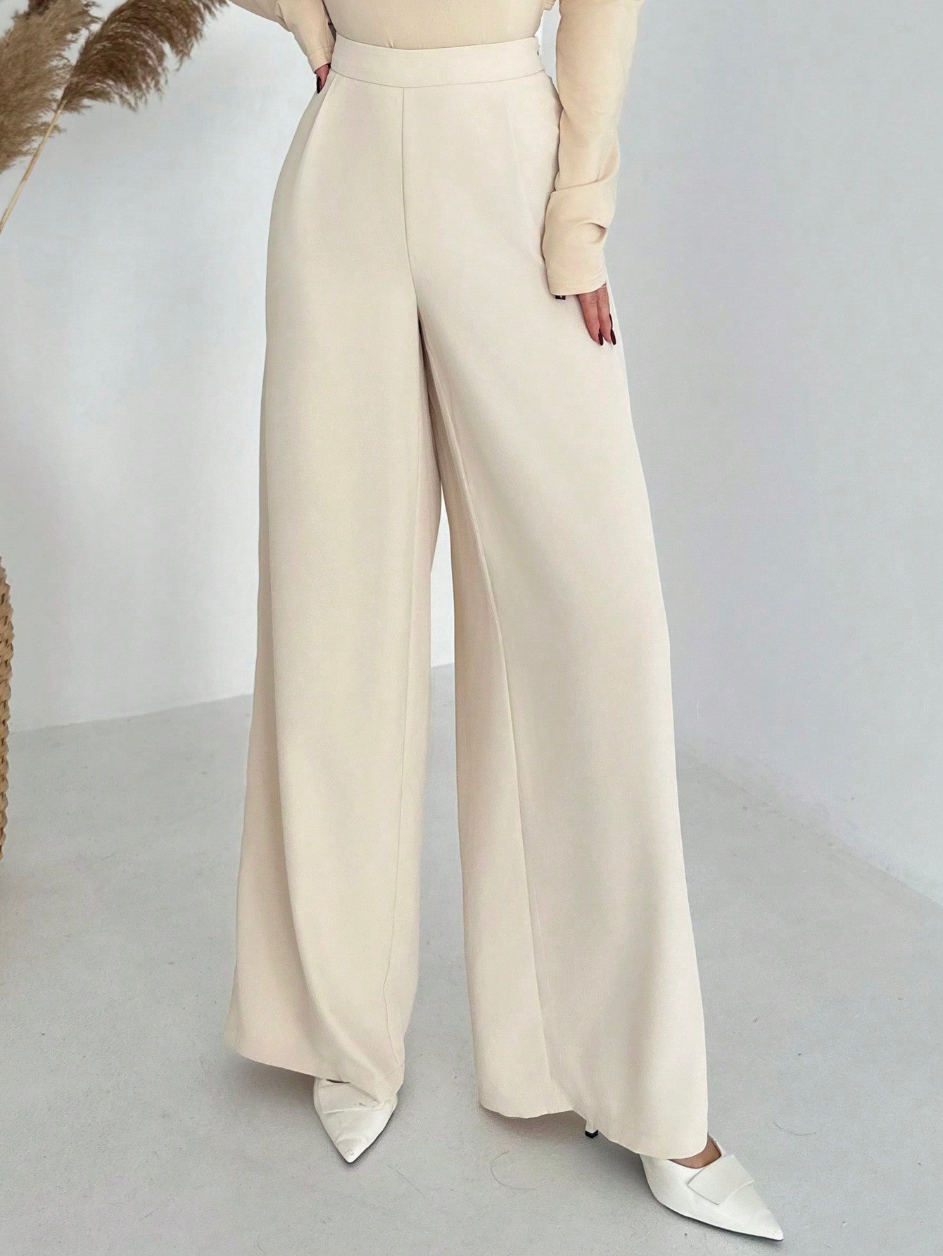 Elegant Casual Commuting All - Match High - Waisted Pleated Wide - Leg Long Pants, Luxury Retro Style - Negative Apparel