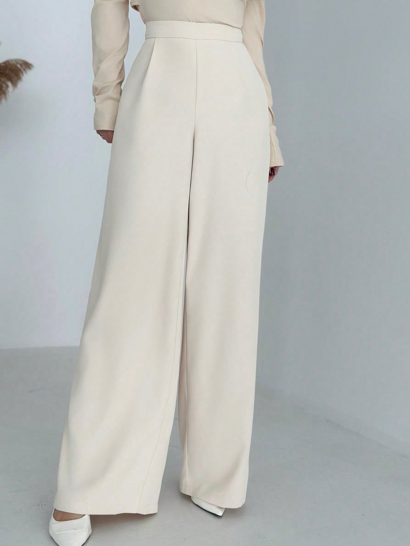 Elegant Casual Commuting All - Match High - Waisted Pleated Wide - Leg Long Pants, Luxury Retro Style - Negative Apparel