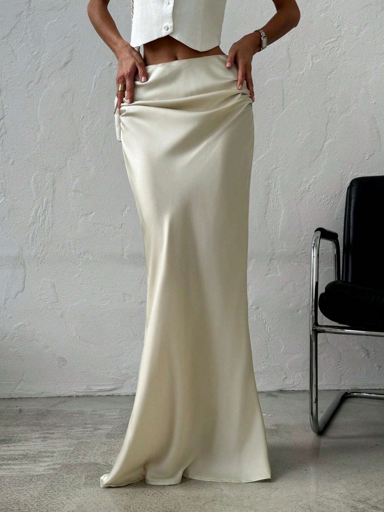 Elegant Simple Romantic Date/Work Versatile Solid Color Satin Maxi Skirt, Low Waist - Negative Apparel