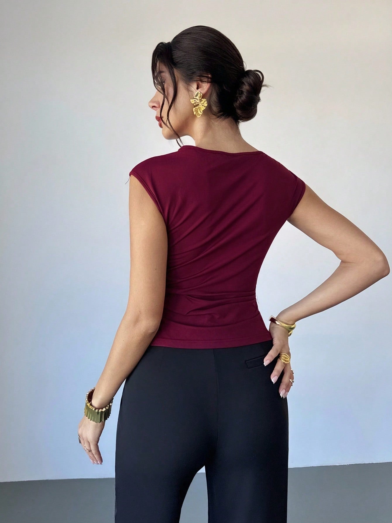 Firerie Women's Casual Elegant Metal Decoration Asymmetrical Shoulder T-Shirt, Suitable For Going Out, Party And Other Occasions, Fall For Women, Halloween Costume Women Christmas T-Shirt New Year Party Top Elegant Women's Burgundy Top FD - Negative Apparel