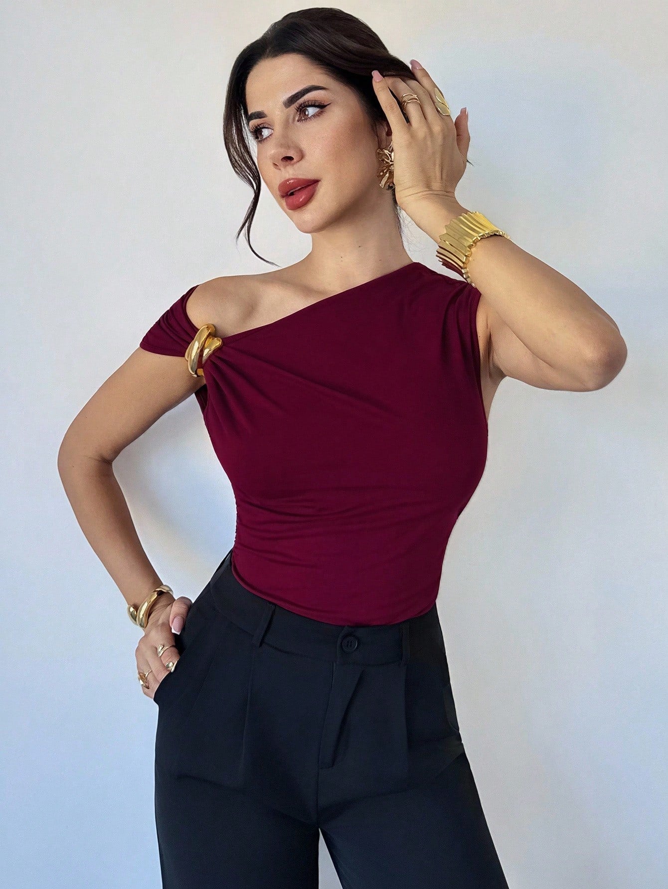 Firerie Women's Casual Elegant Metal Decoration Asymmetrical Shoulder T-Shirt, Suitable For Going Out, Party And Other Occasions, Fall For Women, Halloween Costume Women Christmas T-Shirt New Year Party Top Elegant Women's Burgundy Top FD - Negative Apparel