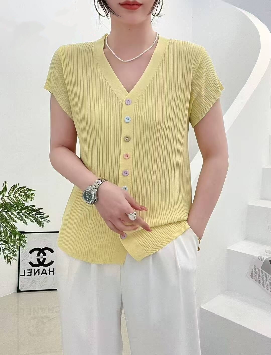 Ice silk quilted beads 2025 summer new knitted sweater short - sleeved cardigan women's color button - up top V - neck thin T-shirt tide - Negative Apparel