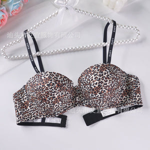 Leopard Print Seamless Bra – Glossy Push - Up, Anti - Sagging, Wireless Comfort - Negative Apparel