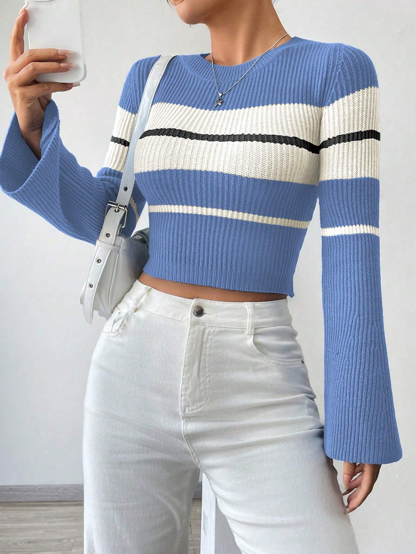 MOOSTA Women's Color Block Long Sleeve Cropped Sweater - Negative Apparel