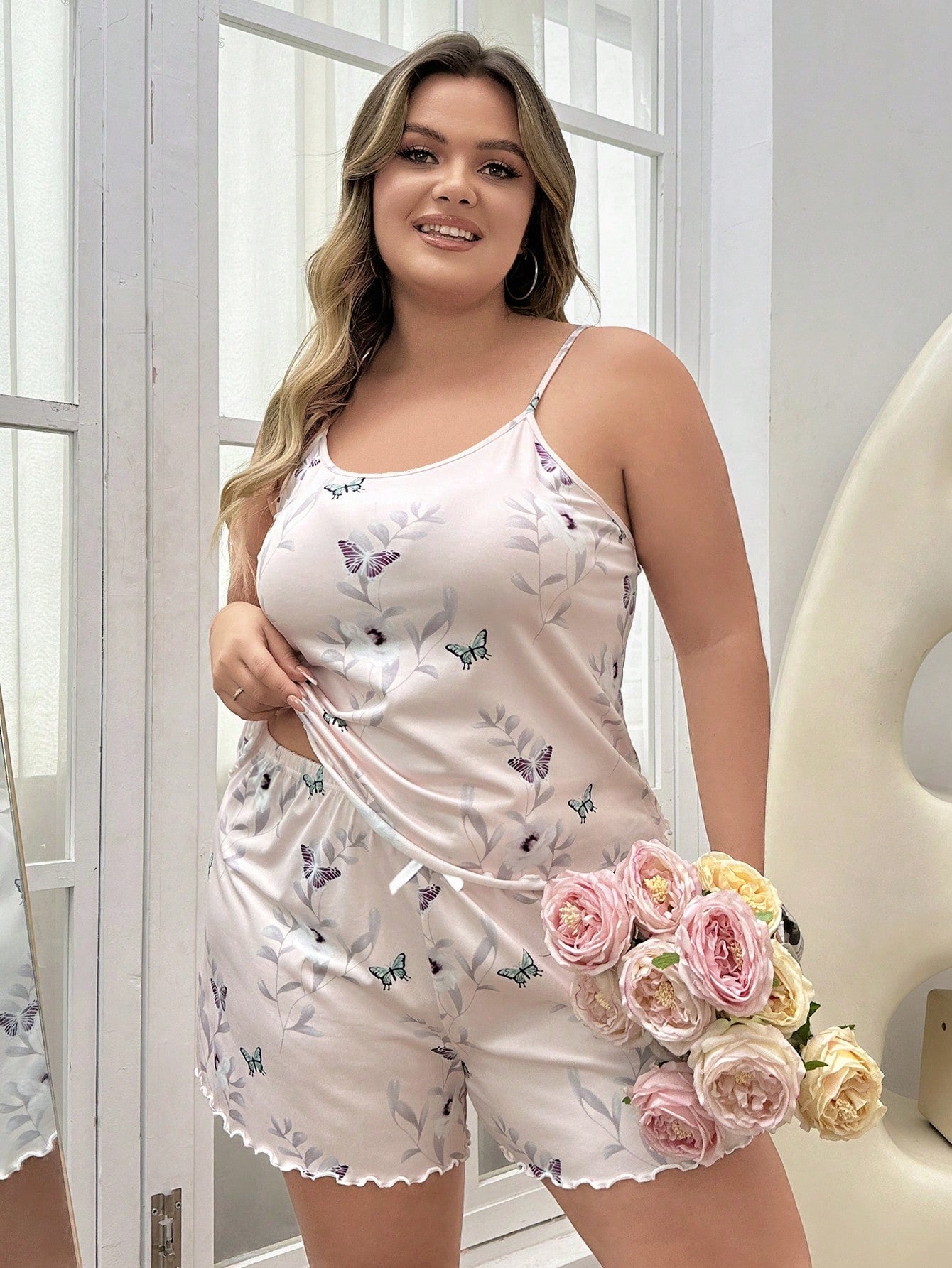 Plus Size Butterfly Print Cami Top And Shorts Pajama Set - Negative Apparel