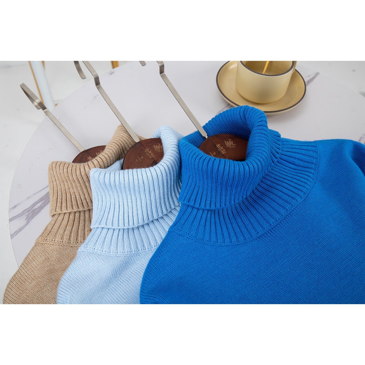 Premium solid color turtleneck sweater - Negative Apparel