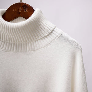 Premium solid color turtleneck sweater - Negative Apparel