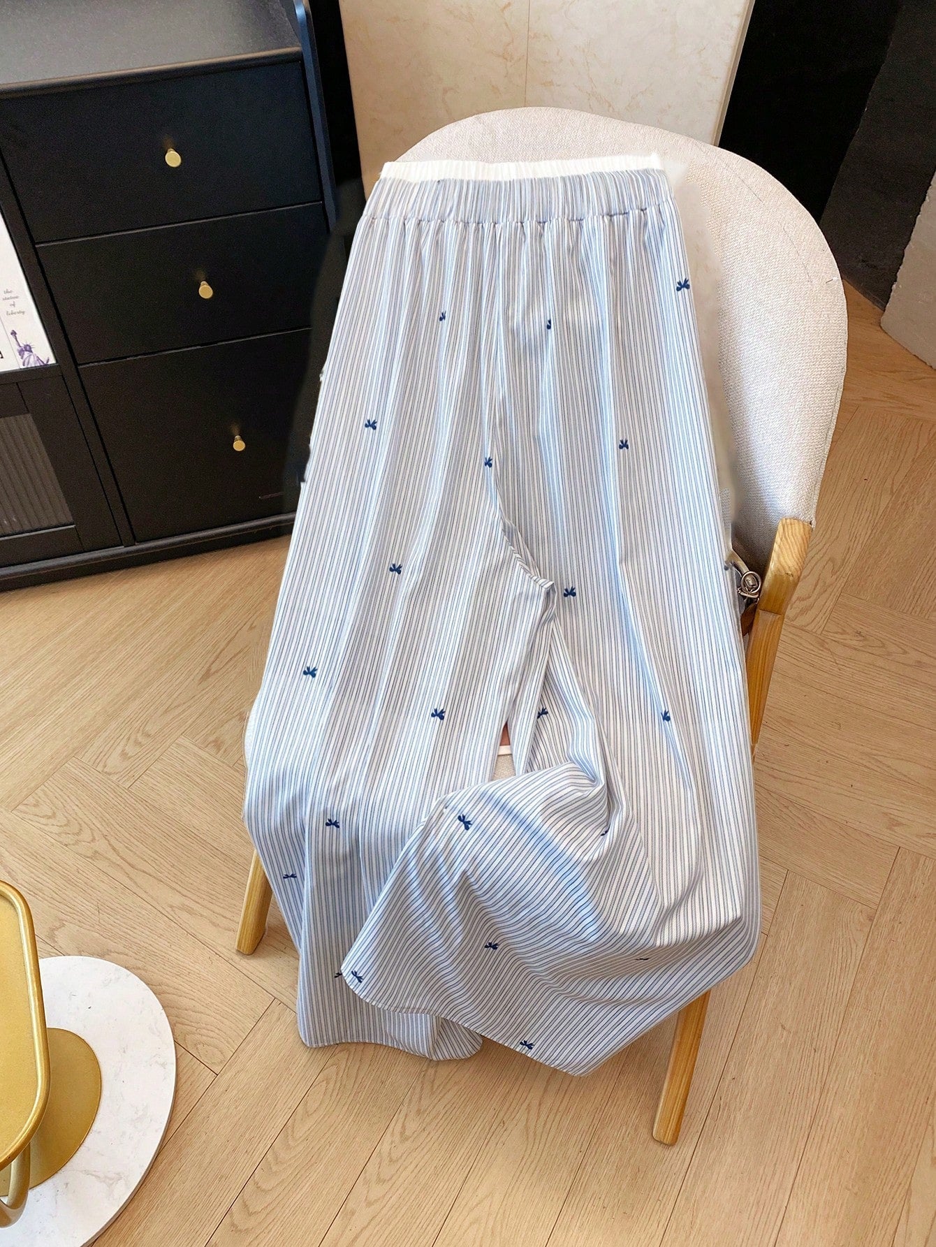 SHEIN Clasi Plus Size Women Casual Bow & Striped Print Color Blocking Loose Paper Bag Waist Wide Leg Pants - Negative Apparel