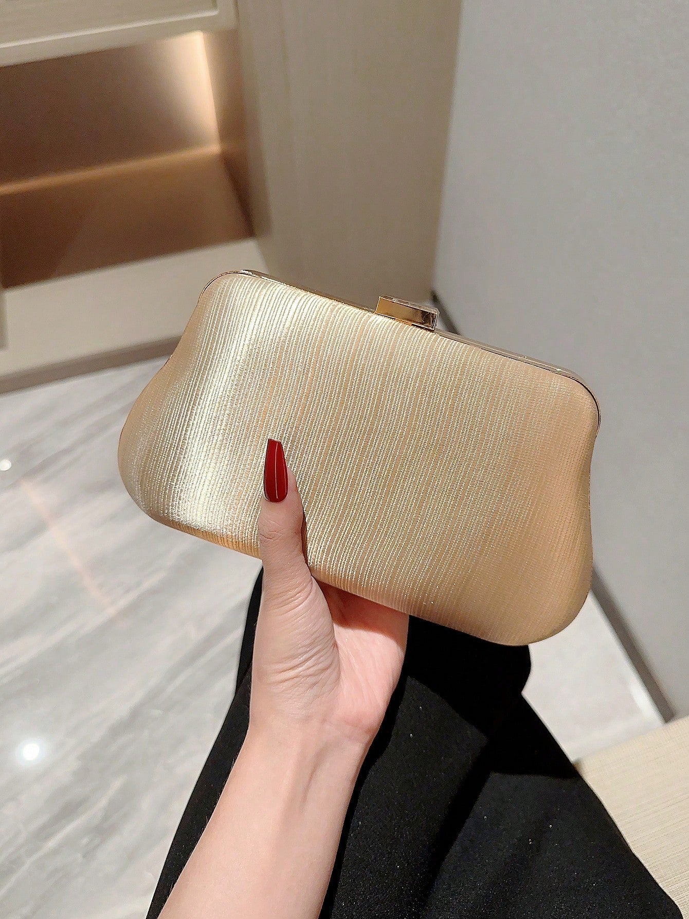 SHEIN Glitter Bling,Shiny Glamorous,Elegant Clutch Box - Negative Apparel