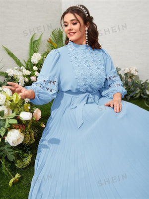 SHEIN Mulvari Plus Contrast Lace Pleated Hem Dress - Negative Apparel